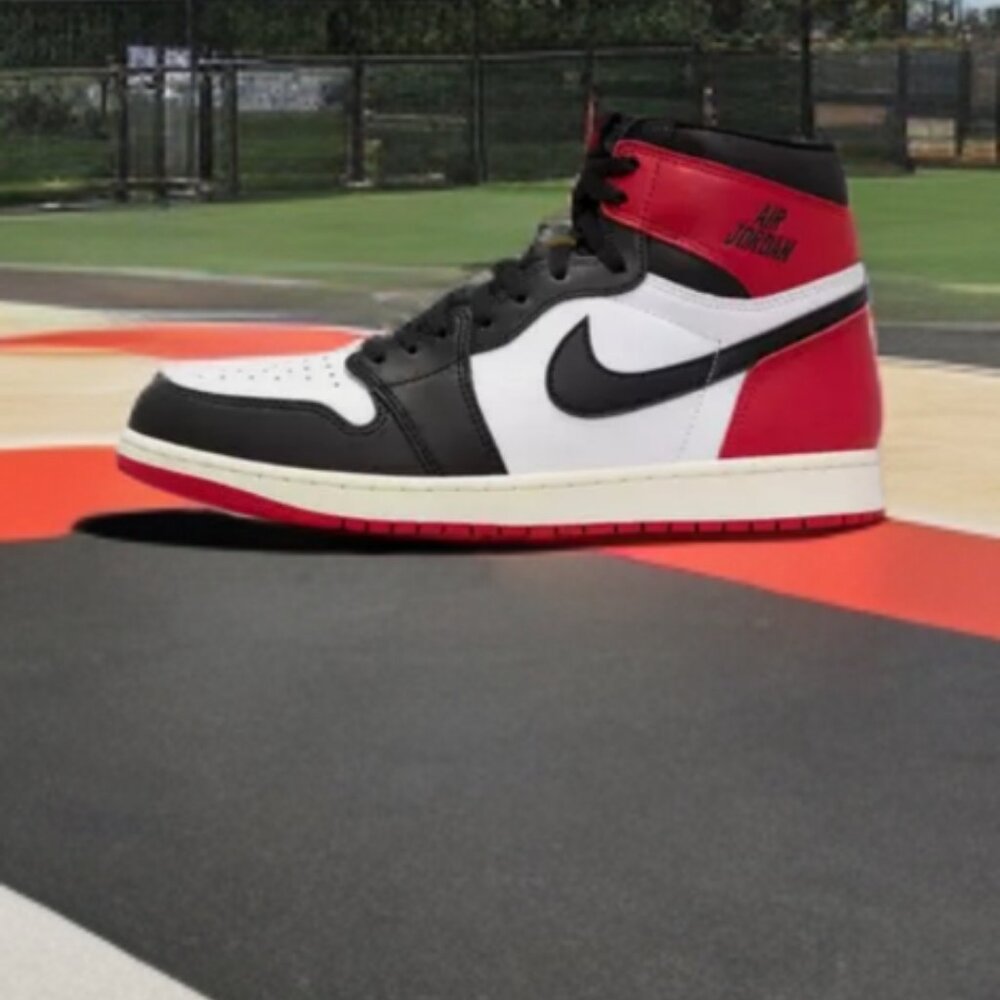 Jordan 1 Retro High OG "Black Toe" Nike's
